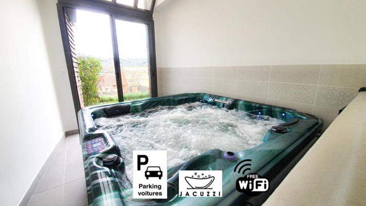 Villa Belle Vue Avec Jacuzzi Privatif سارلا لا كانيدا المظهر الخارجي الصورة